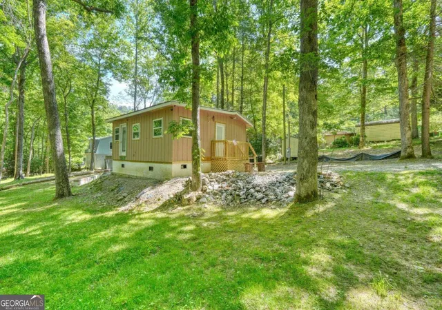 2nd image of 463 Wahu Hu Dr #17 & 18, Hiawassee, GA 30546 | MLS# 10789011