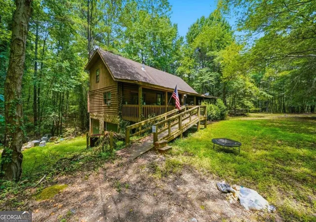 Homes for sale in Douglasville, GA | 7400 Rand Dr, Douglasville, GA 30135 | MLS# 10793849