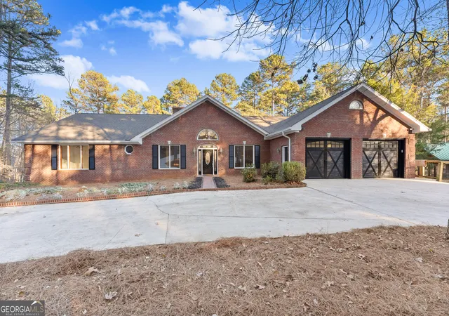 Photo 1 of Single family home for sale at 287 Spring Branch Cir, Toccoa, GA 30577 | MLS# 10793274 | Listing updated on 2026-07-09