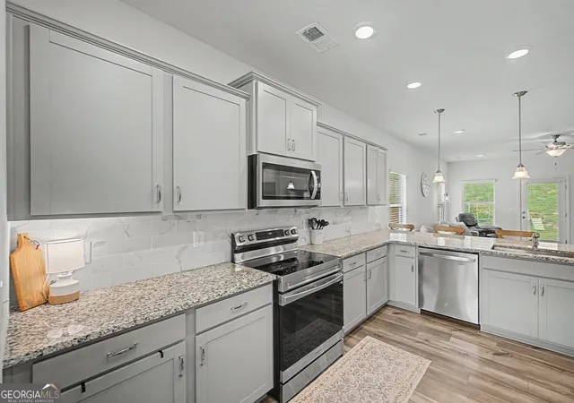 Photo 3 of Single family home for sale at 103 Sycamore Ln, Calhoun, GA 30701 | MLS# 10797281 | Listing updated on 2026-08-25