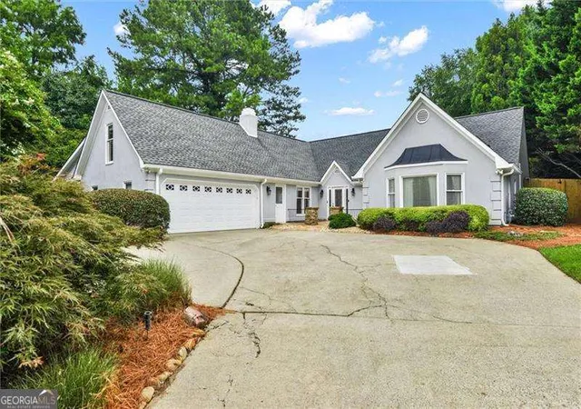 Photo 3 of Single family home for sale at 469 Timberlea Lake Dr Se, Marietta, GA 30067 | MLS# 10815587 | Listing updated on 2026-09-13