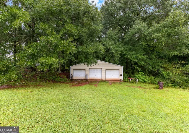 Homes for sale in Williamson, GA | 502 N Rover Rd, Williamson, GA 30292 | MLS# 10742286