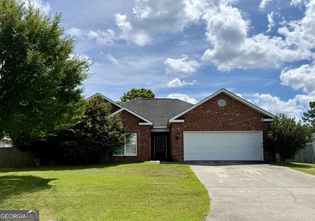Photo 1 of Single family home for sale at 113 Berkley Cir, Warner Robins, GA 31093 | MLS# 10823681 | Listing updated on 2026-08-25