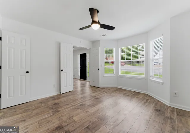 4th image of 691 Deshon Creek Dr, Lithonia, GA 30058 | MLS# 10780245
