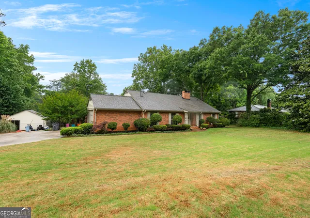 Photo 3 of Single family home for sale at 501 Pineview Ter, Lagrange, GA 30240 | MLS# 10753572 | Listing updated on 2026-07-19