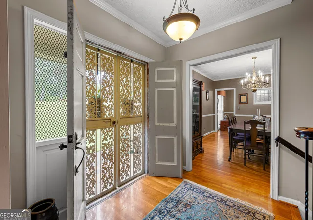 Photo 4 of Single family home for sale at 501 Pineview Ter, Lagrange, GA 30240 | MLS# 10753572 | Listing updated on 2026-09-20