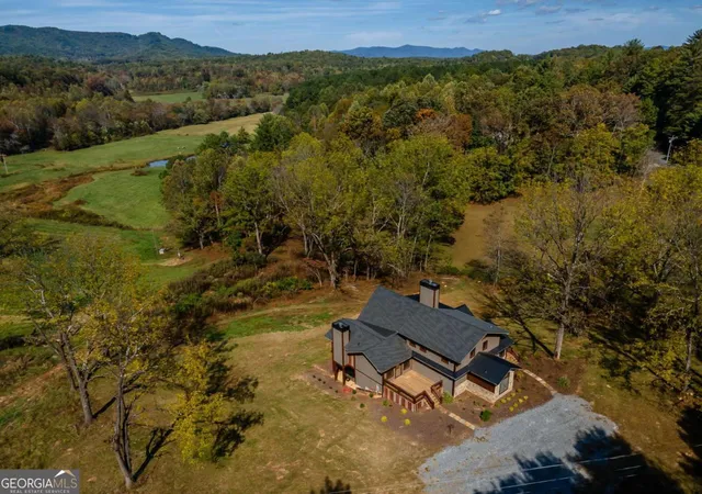 Photo 3 of Single family home for sale at 7590 Mobile Rd, Blue Ridge, GA 30513 | MLS# 10736754 | Listing updated on 2026-05-04