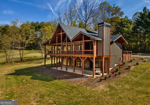 Photo 4 of Single family home for sale at 7590 Mobile Rd, Blue Ridge, GA 30513 | MLS# 10736754 | Listing updated on 2026-05-04