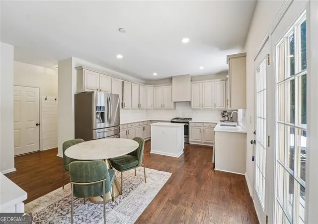 Photo 2 of Single family home for sale at 1305 Rosewood Dr, Alpharetta, GA 30005 | MLS# 10818788 | Listing updated on 2026-09-13