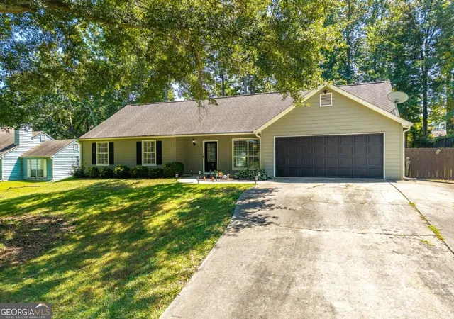 Photo 1 of Single family home for sale at 4460 Whitt Station Run Nw, Acworth, GA 30101 | MLS# 10833105 | Listing updated on 2026-09-14