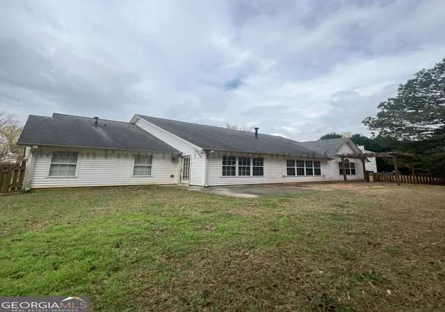 Photo 2 of Single family home for sale at 982 Apalachee Run Trl, Dacula, GA 30019 | MLS# 10754129 | Listing updated on 2026-08-28