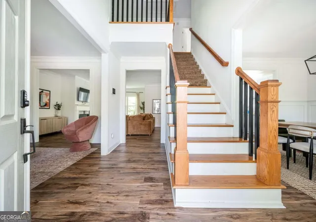 Photo 4 of Single family home for sale at 2199 Collins Dr NW, Atlanta, GA 30318 | MLS# 10768340 | Listing updated on 2026-09-15