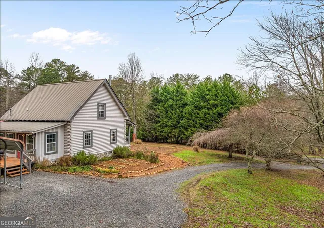 Homes for sale in Ellijay, GA | 1824 Old Bucktown Rd, Ellijay, GA 30536 | MLS# 10791596