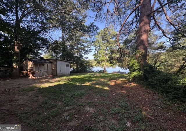 3rd image of 2322 E Lake Dr, Conyers, GA 30012 | MLS# 10818259