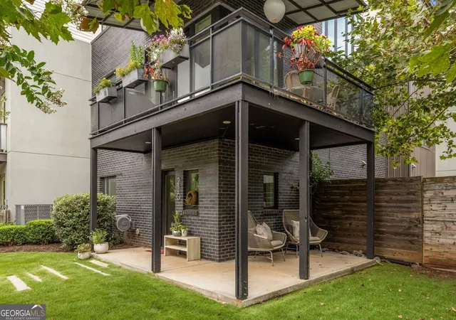 Photo 2 of Townhouse for sale at 220 Wilbur Ave Se, Atlanta, GA 30316 | MLS# 10833980 | Listing updated on 2026-09-10