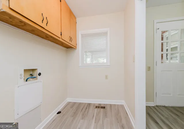 Photo 4 of Single family home for sale at 510 Arrowhead Trl, Warner Robins, GA 31088 | MLS# 10821669 | Listing updated on 2026-09-17