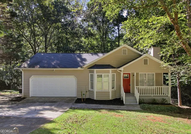 Photo 1 of Single family home for sale at 1535 Oakhill Dr, Auburn, GA 30011 | MLS# 10855045 | Listing updated on 2026-10-27