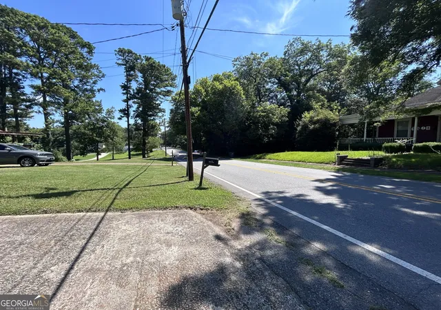 2nd image of 1128 Forsyth St, Monticello, GA 31064 | MLS# 10808229
