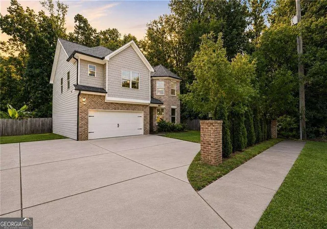 Photo 2 of Single family home for sale at 268 Oak Rd, Lawrenceville, GA 30044 | MLS# 10826175 | Listing updated on 2026-09-18