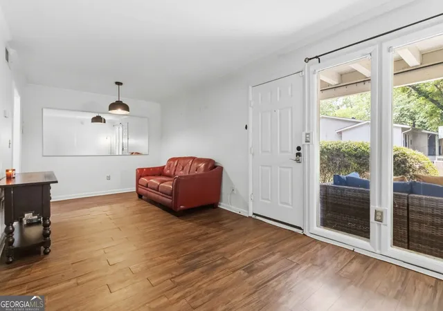 3rd image of 1150 Collier Rd Nw #K23, Atlanta, GA 30318 | MLS# 10778455