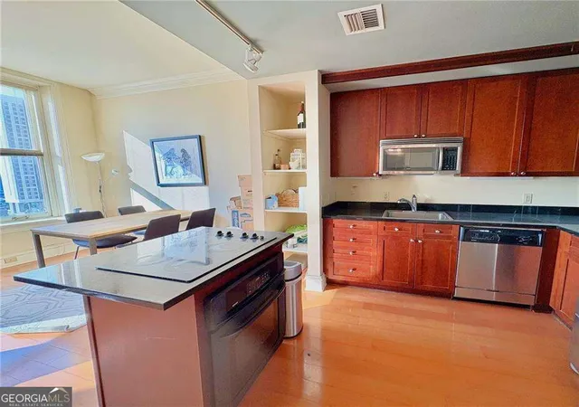 Photo 3 of Condo for sale at 57 Forsyth St Nw #12F, Atlanta, GA 30303 | MLS# 10836859 | Listing updated on 2026-09-14