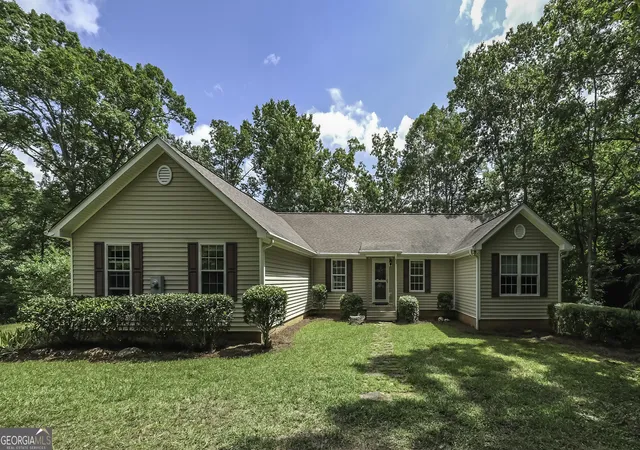 Homes for sale in Roopville, GA | 191 Tumlin Creek Rd, Roopville, GA 30170 | MLS# 10568569