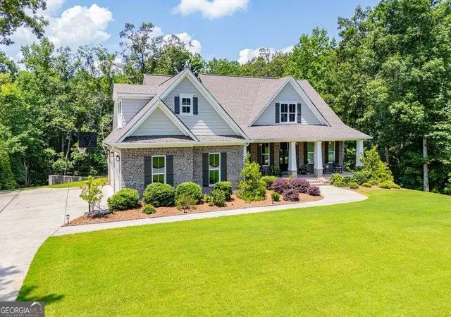 Photo 2 of Single family home for sale at 7503 Elderberry Dr, Douglasville, GA 30135 | MLS# 10798967 | Listing updated on 2026-08-09