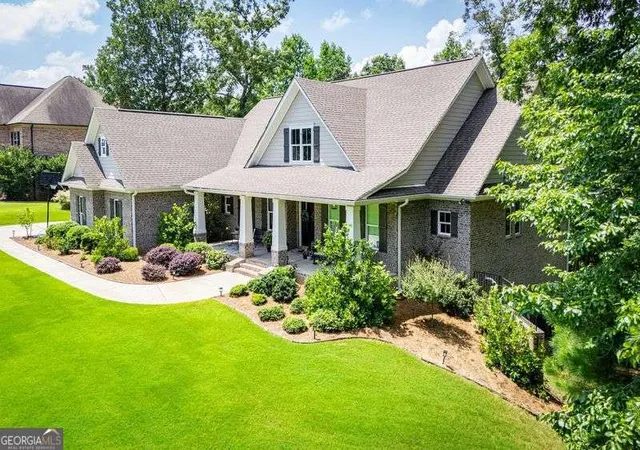 Photo 4 of Single family home for sale at 7503 Elderberry Dr, Douglasville, GA 30135 | MLS# 10798967 | Listing updated on 2026-08-09