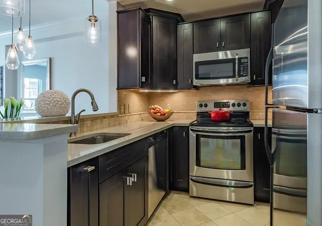 Photo 2 of Condo for sale at 1101 Juniper St Ne #APT 1012, Atlanta, GA 30309 | MLS# 10811319 | Listing updated on 2026-09-13