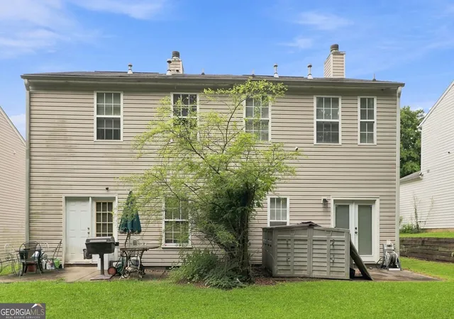 Photo 3 of Townhouse for sale at 5630 Hampton Ct, Atlanta, GA 30349 | MLS# 10822078 | Listing updated on 2026-09-28