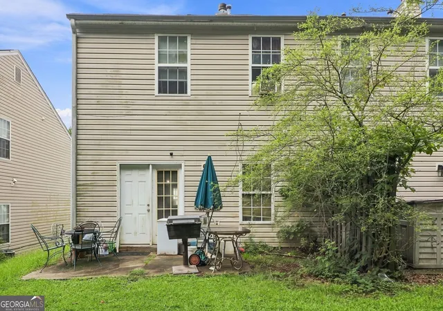 Photo 3 of Townhouse for sale at 5630 Hampton Ct, Atlanta, GA 30349 | MLS# 10822078 | Listing updated on 2026-09-28