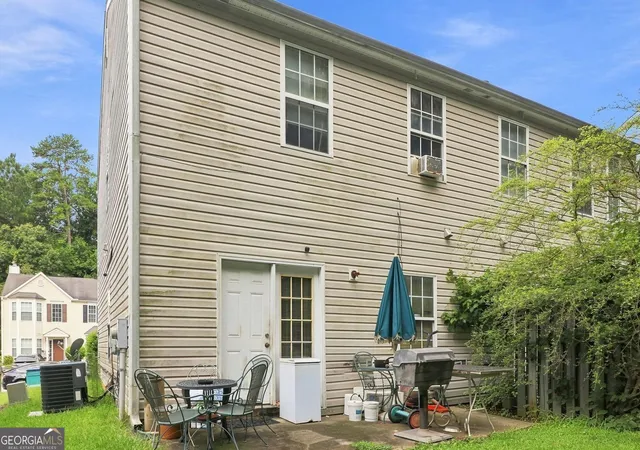Photo 4 of Townhouse for sale at 5630 Hampton Ct, Atlanta, GA 30349 | MLS# 10822078 | Listing updated on 2026-09-28