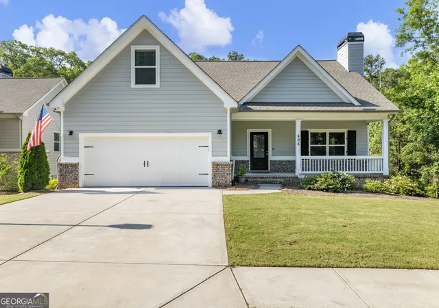 Homes for sale in Statham, GA | 406 Sunset Dr, Statham, GA 30666 | MLS# 10786174