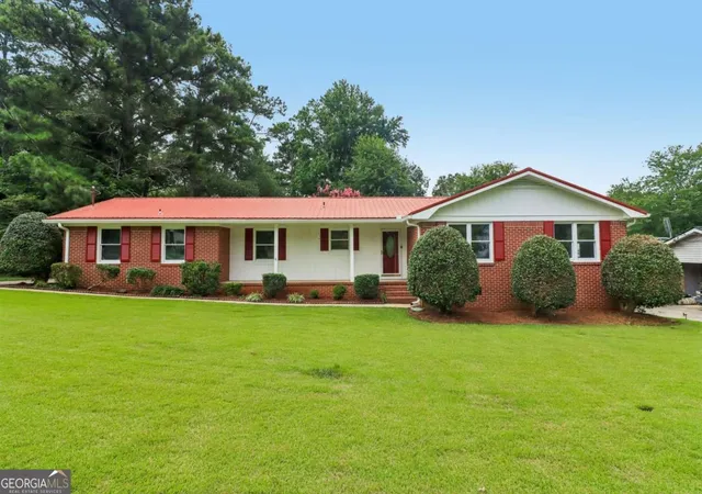 1st image of 139 Bruce Ct, Dallas, GA 30157 | MLS# 10813994
