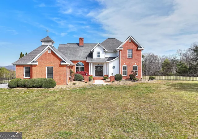 Homes for sale in La Fayette, GA | 139 Harris Ln, La Fayette, GA 30728 | MLS# 10491392