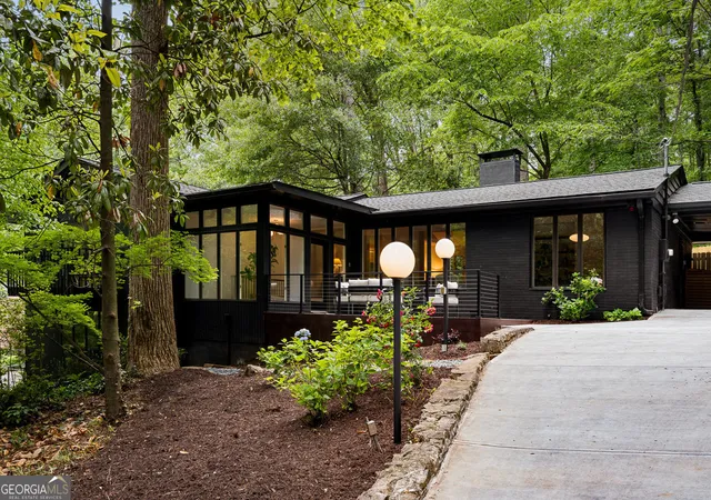 Photo 1 of Single family home for sale at 922 Barton Woods Rd Ne, Atlanta, GA 30307 | MLS# 10811634 | Listing updated on 2026-08-16