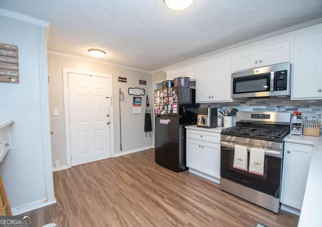 Photo 3 of Single family home for sale at 211 Rutland Circle, Lagrange, GA 30241 | MLS# 10825423 | Listing updated on 2026-10-05