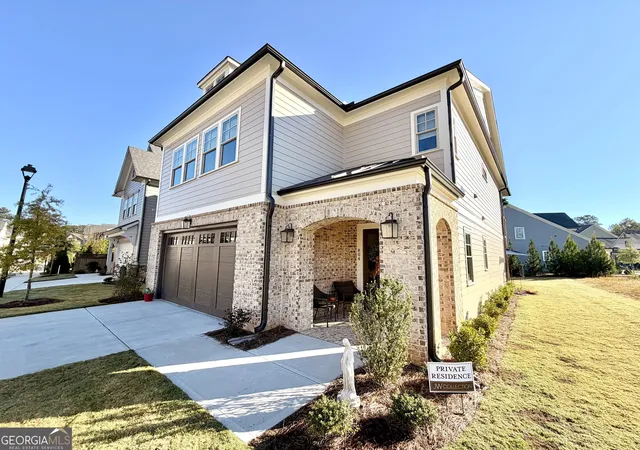 Photo 1 of Single family home for sale at 804 Lakemont Dr, Canton, GA 30114 | MLS# 10873344 | Listing updated on 2026-10-31