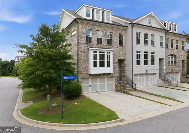 2nd image of 1421 Wisteria Wall Dr, Suwanee, GA 30024 | MLS# 10790972