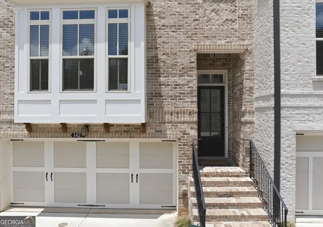 Photo 3 of Townhouse for sale at 1421 Wisteria Wall Dr, Suwanee, GA 30024 | MLS# 10790972 | Listing updated on 2026-08-29