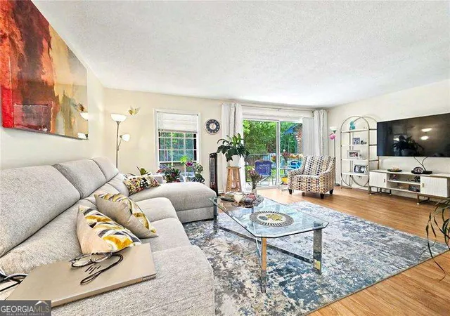 5th image of 6851 Roswell Rd #H33, Atlanta, GA 30328 | MLS# 10788867