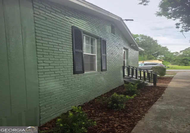 Photo 3 of Single family home for sale at 502 Fair St, Dublin, GA 31021 | MLS# 10789257 | Listing updated on 2026-09-16