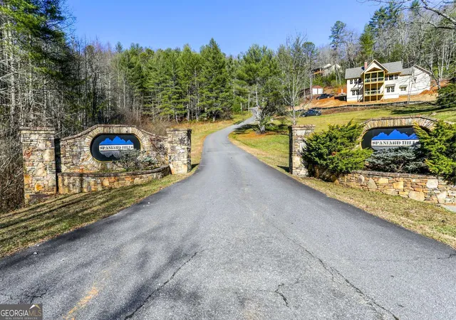 Photo 2 of Single family home for sale at 1248 Spaniard Point Rd, Hiawassee, GA 30546 | MLS# 10499790 | Listing updated on 2026-05-03