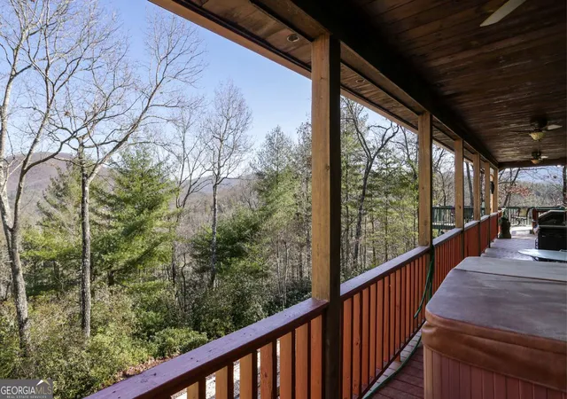 Photo 4 of Single family home for sale at 1248 Spaniard Point Rd, Hiawassee, GA 30546 | MLS# 10499790 | Listing updated on 2026-05-03