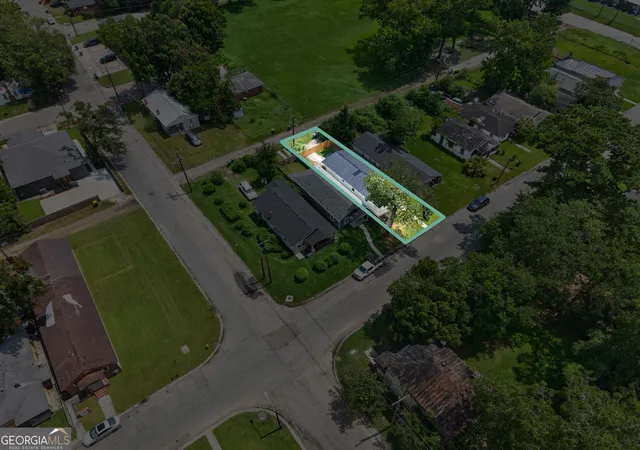 28th image of 718 W 51st St, Savannah, GA 31405 | MLS# 10815229