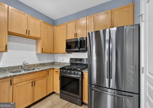 5th image of 799 Hammond Dr Ne, Atlanta, GA 30328