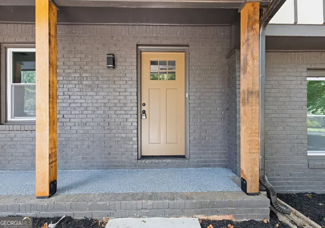 Photo 3 of Single family home for sale at 2176 Deer Trl, Suwanee, GA 30024 | MLS# 10835723 | Listing updated on 2026-09-12