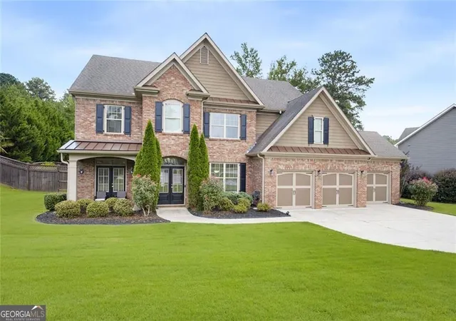 Photo 3 of Single family home for sale at 1685 Dew Pl, Marietta, GA 30064 | MLS# 10821292 | Listing updated on 2026-09-17