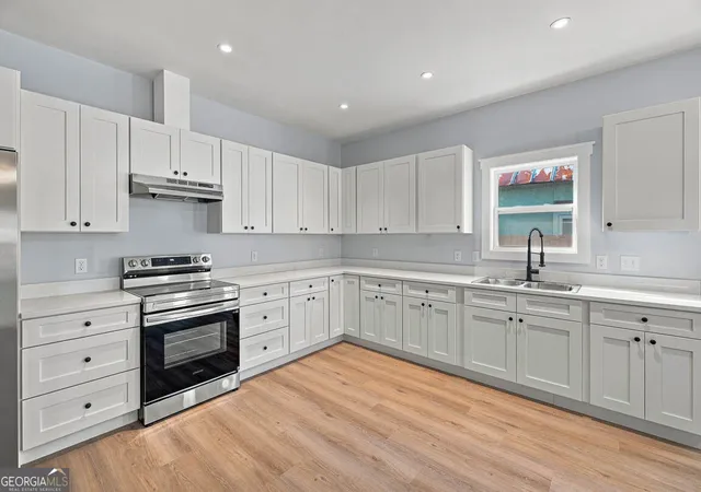 Photo 3 of Single family home for sale at 2918 Wolfe St, Brunswick, GA 31520 | MLS# 10833534 | Listing updated on 2026-09-08