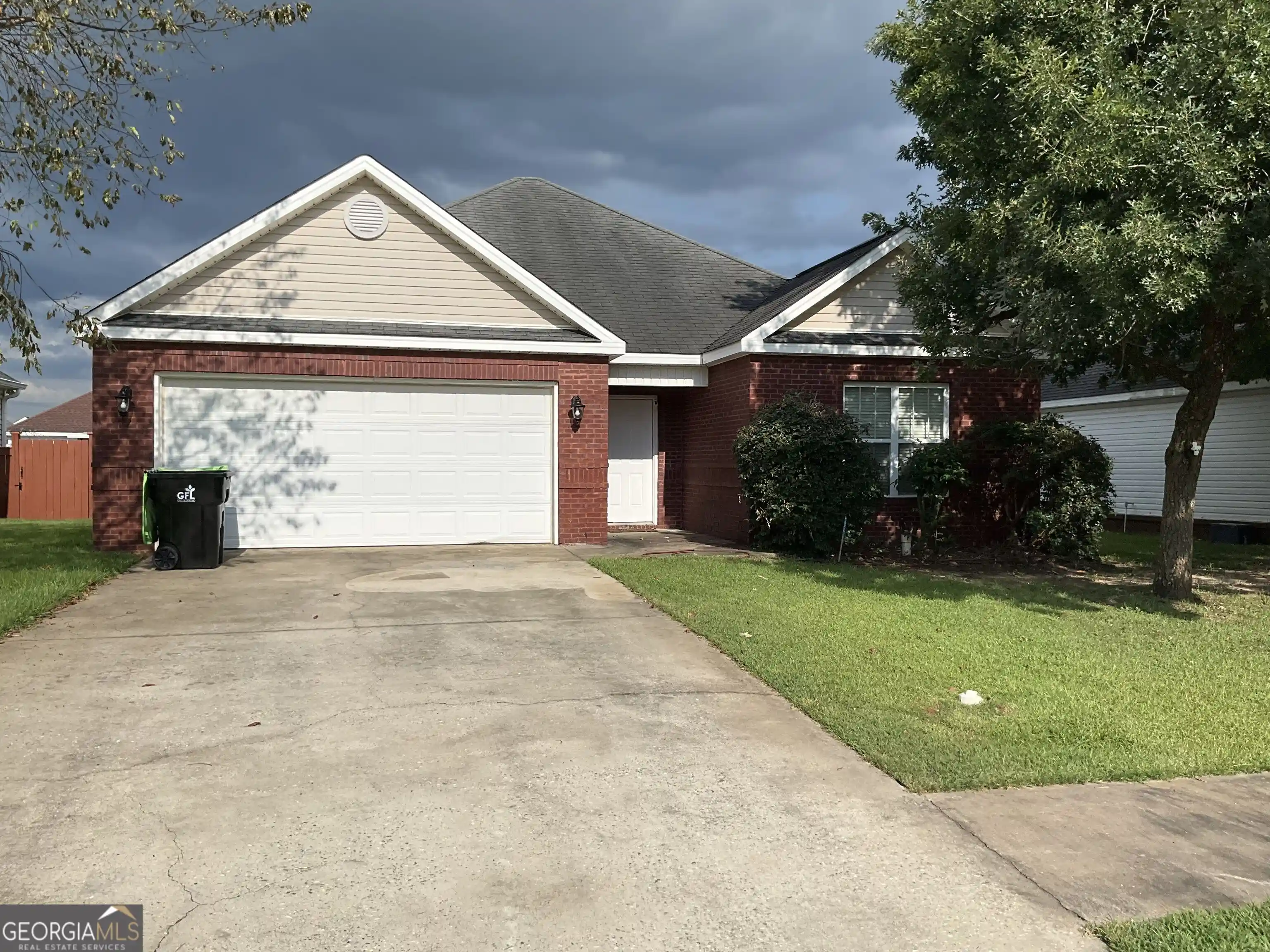 Single family home for sale at 305 Manchester Ln, Byron, GA 31008 | MLS# 10857224